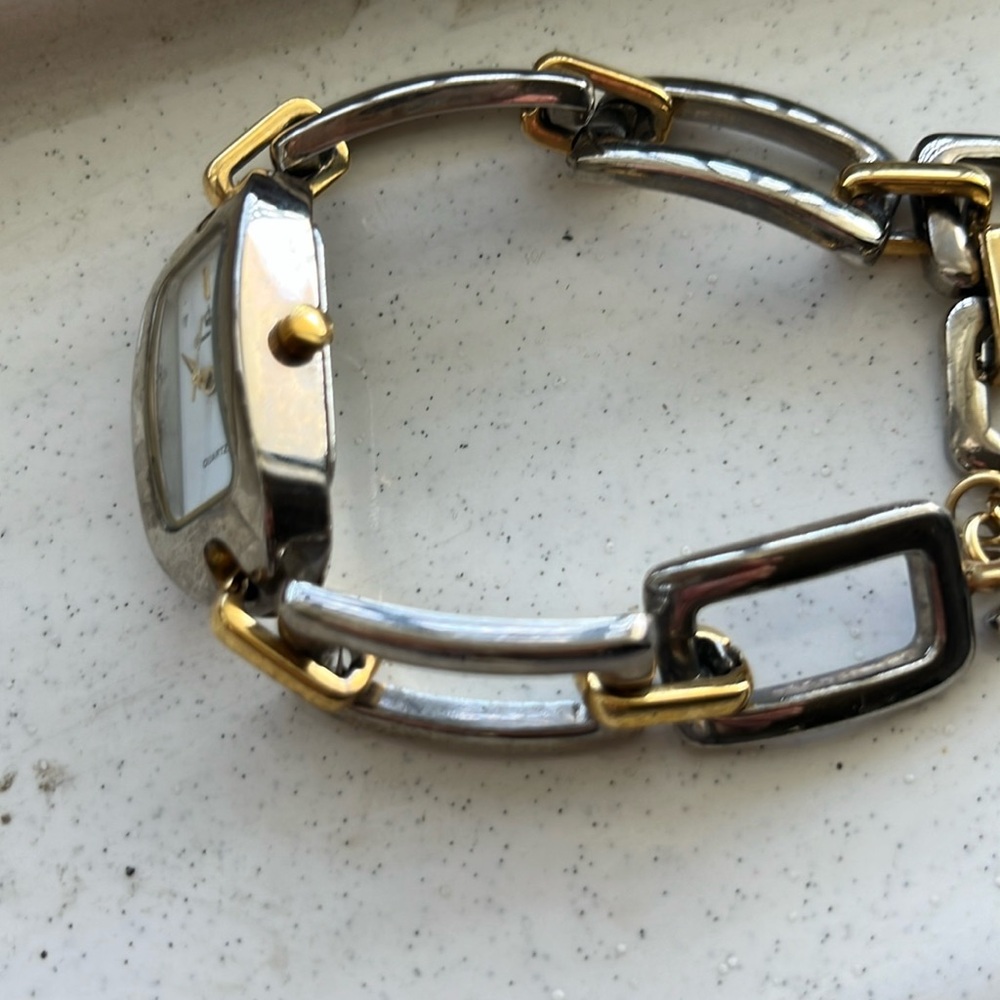 Premier Designs Gold and Silver Women's Watch New Battery Works - Picture 5 of 9